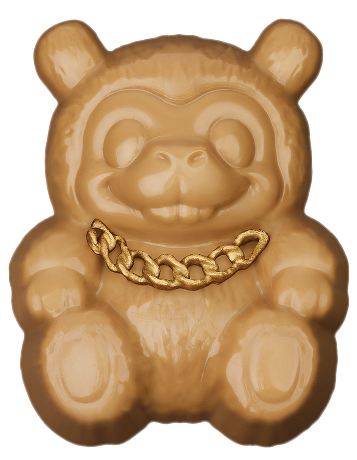 A Dabubu chocolate with a gold chain